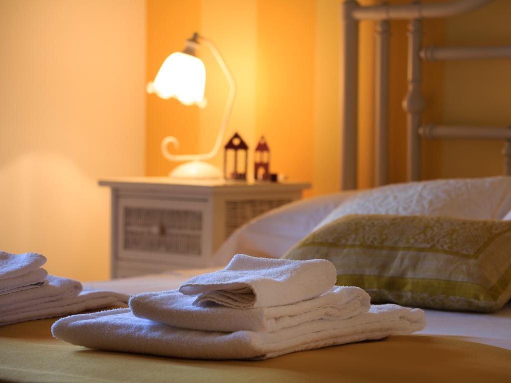 Bellasirmione Holiday Apartments Zimmer foto