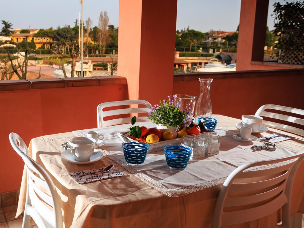 Bellasirmione Holiday Apartments Zimmer foto